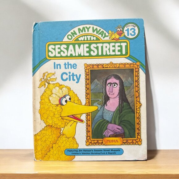 Sesame Street Hardbound In The City Book Vintage 1989 Volume 13 - Picture 1 of 9